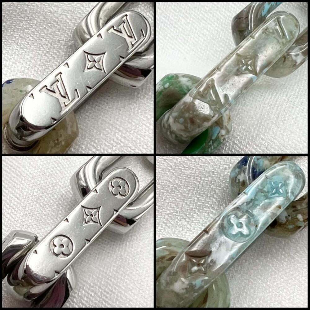 LOUIS VUITTON Monogram Necklace - Picture 6 of 9